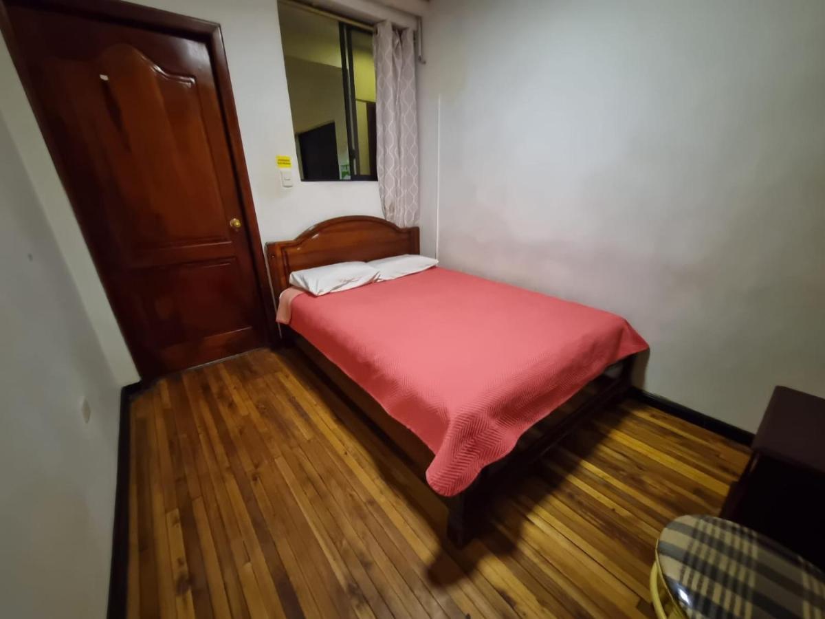 Hostal Alborada Куэнка Экстерьер фото